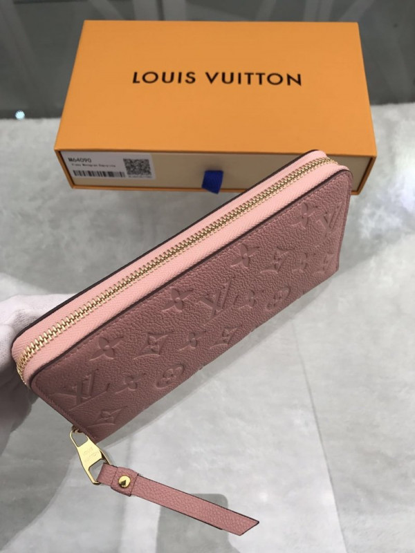 l**is V*t*n zippy wallet