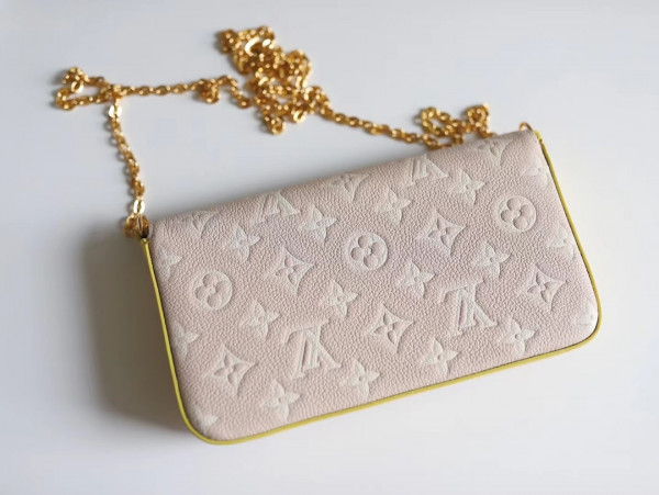 l**is V*t*n pochette fÉlicie