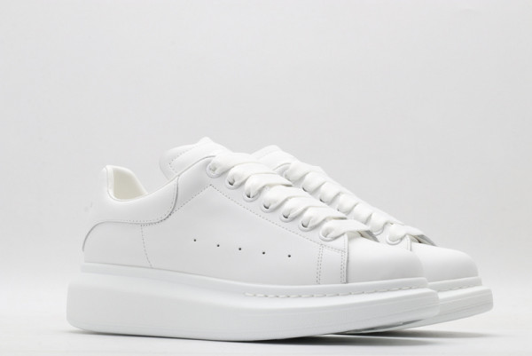 ALEXANDER MCQUEEN Oversized Sneaker