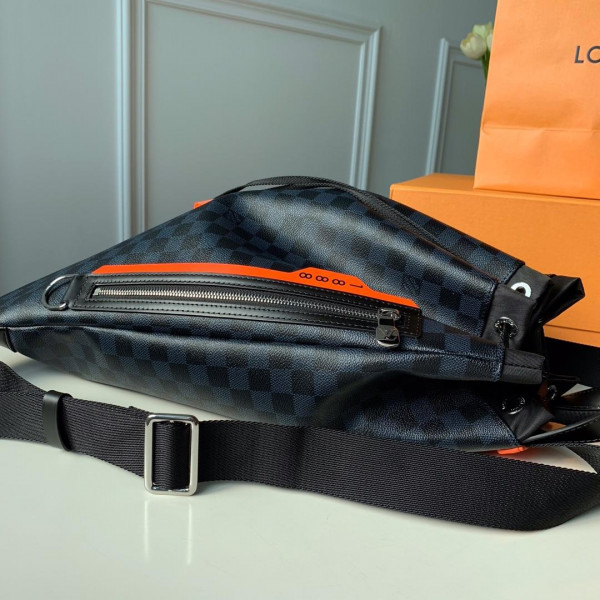 l**is V*t*n backpack