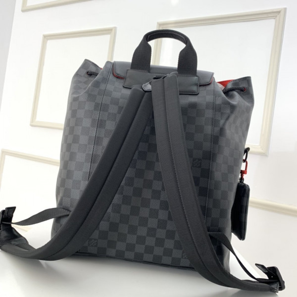 l**is V*t*n utility backpack