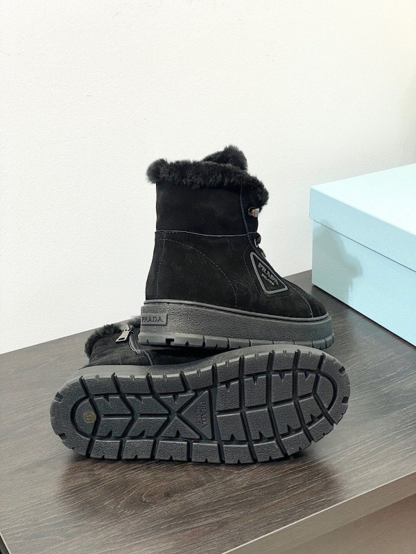 Pra*a boots