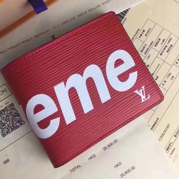 l**is v*t*n S*p*e pocket wallet