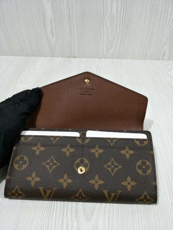 l**is V*t*n sarah wallet