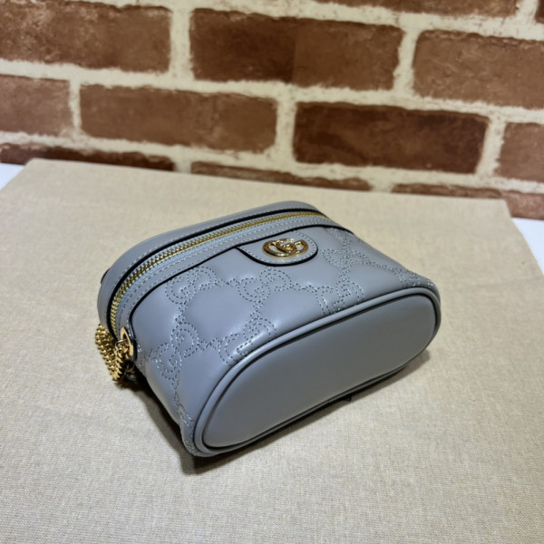 G*u*i gg matelassé top handle mini bag