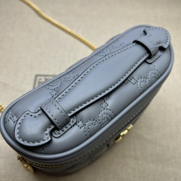 G*u*i gg matelassé top handle mini bag
