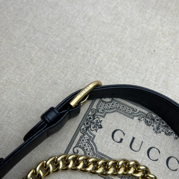 G*u*i aphrodite small shoulder bag