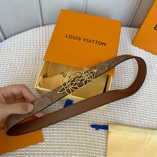 l**is V*t*n belt