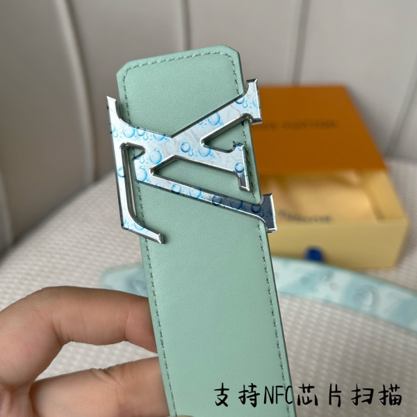 l**is V*t*n belt