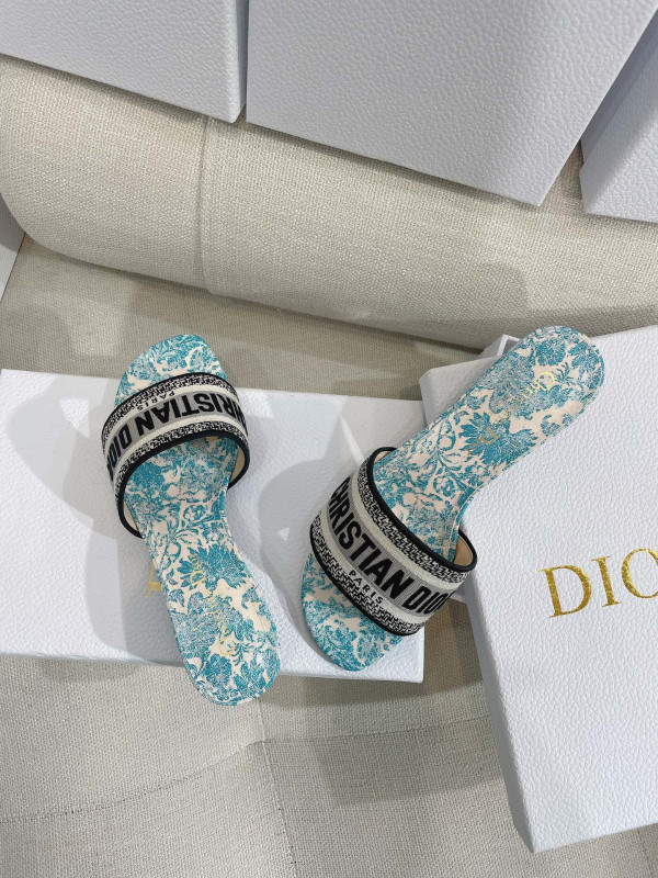D*or dway heeled slide
