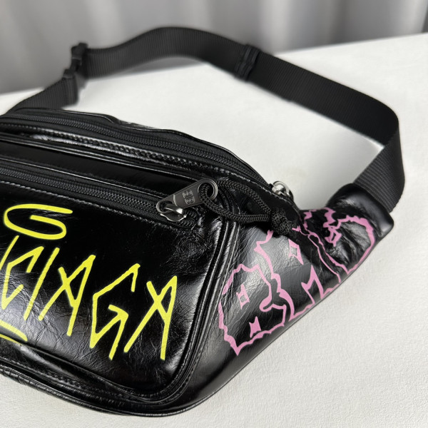 Ba*len*cia*ga everyday beltpack