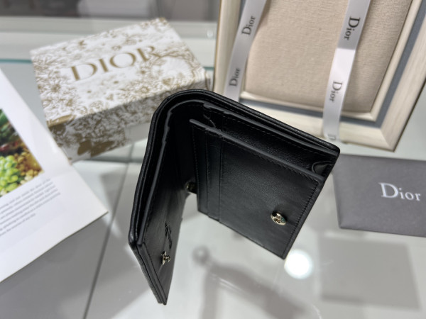 D*or wallet