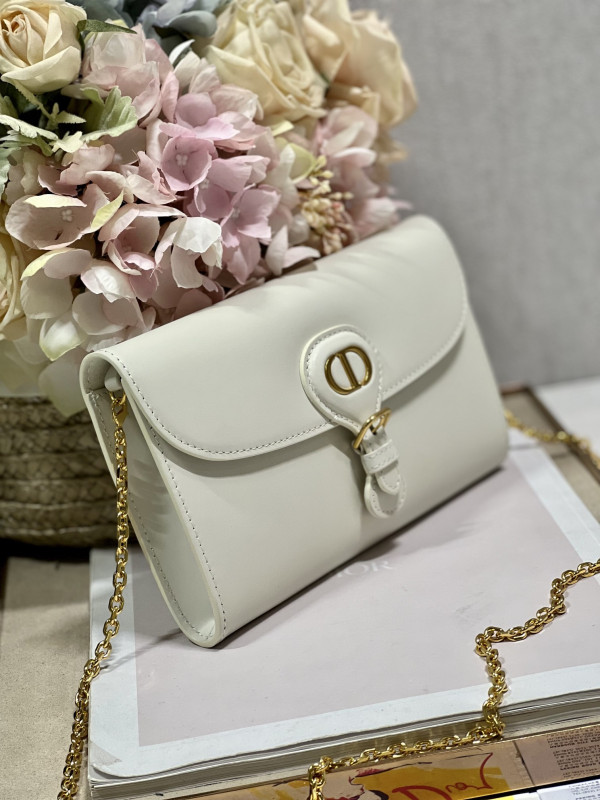 D*or bobby east-west pouch with chain