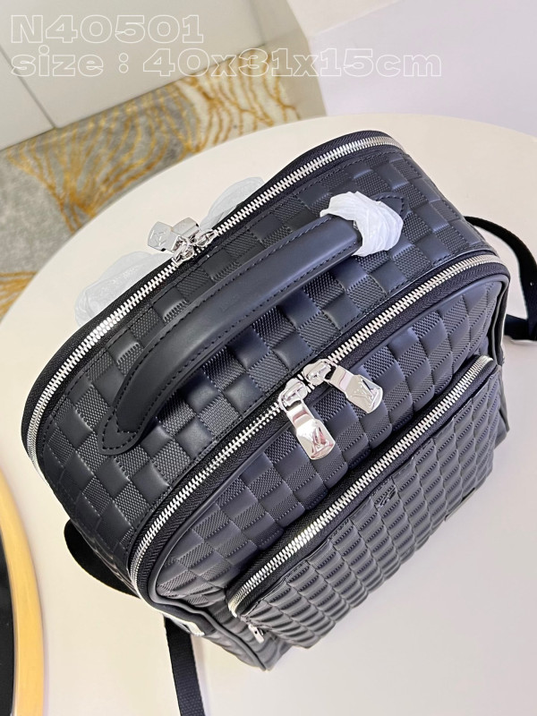 l**is V*t*n avenue backpack