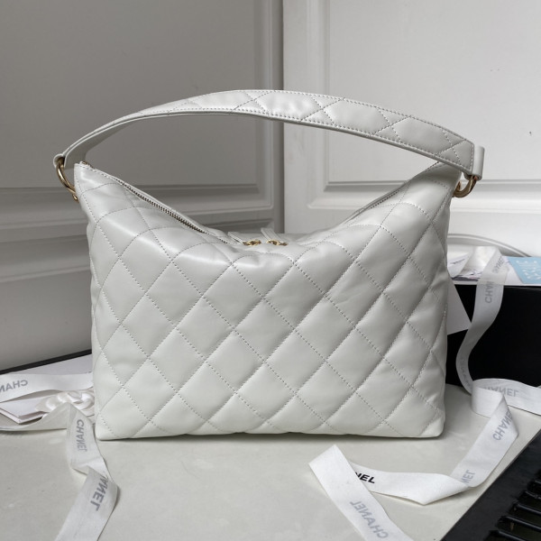 CL MAXI HOBO HANDBAG