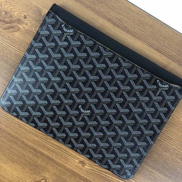 Go*ard commando envelope clutch