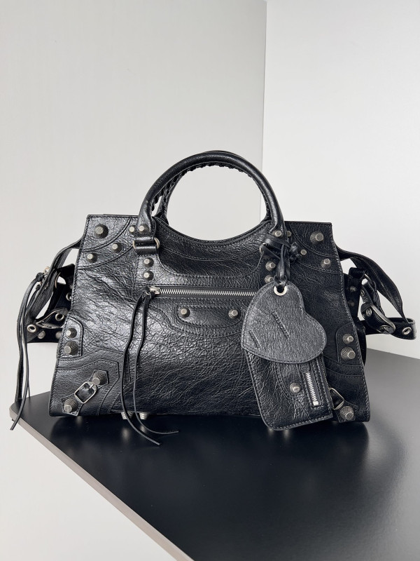 Ba*len*cia*ga women''s neo cagole city handbag