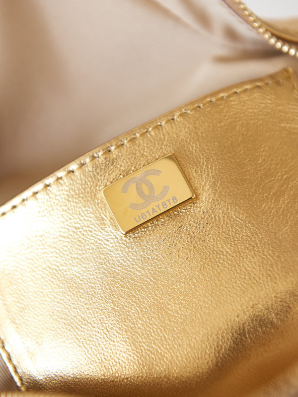 CL STAR HANDBAG