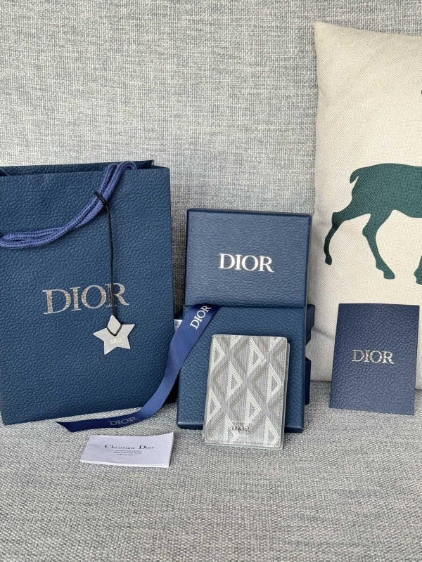 D*or wallet