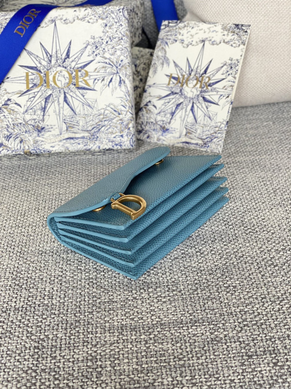 D*or wallet