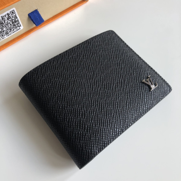 l**is V*t*n multiple wallet