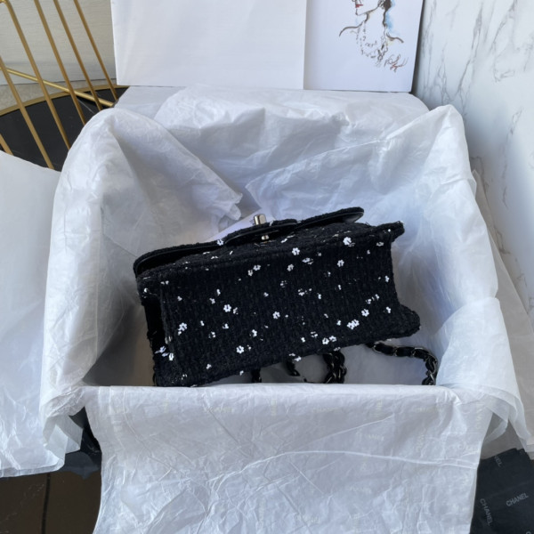 CL MINI FLAP BAG