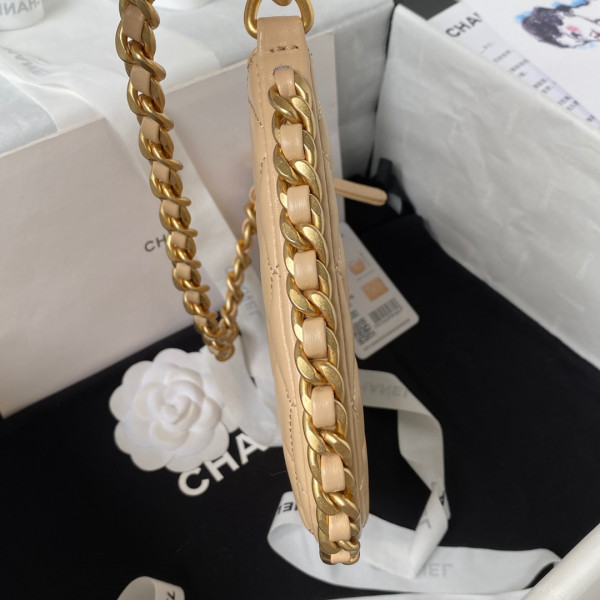 CL HOBO HANDBAG