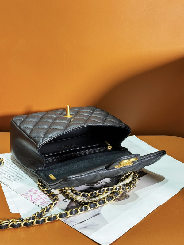 CL FLAP BAG-14.5x19.5x7.5cm