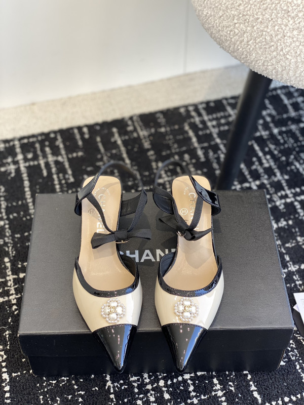 CL SANDALS