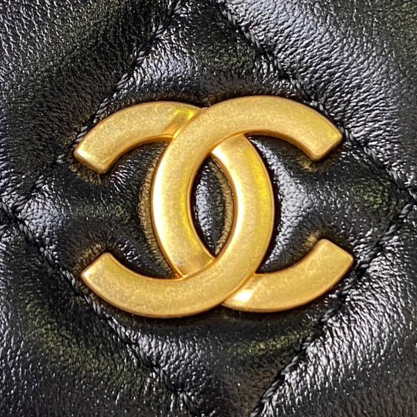 CL HANDLE BAG