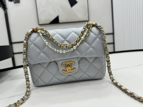 CL FLAP BAG-14.5x19.5x7.5cm