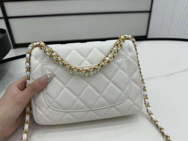 CL FLAP BAG-14.5x19.5x7.5cm