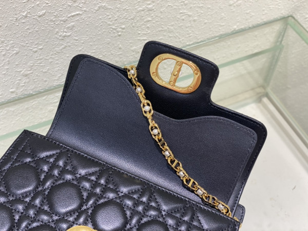 small D*or jolie top handle bag-22 x 14 x 8 cm