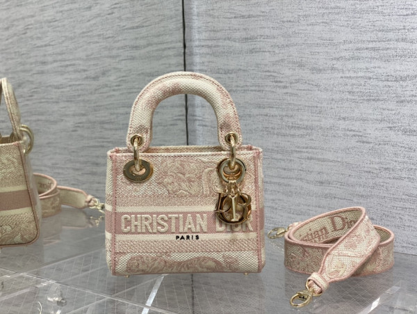 lady D*or - 17cm