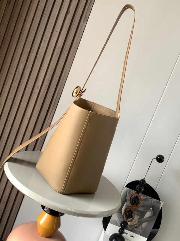 Loewe Pebble Bucket Bag-28*24*23CM