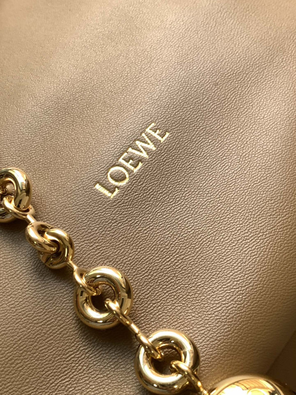 Loewe Squeeze Bag-34*33*13.5CM