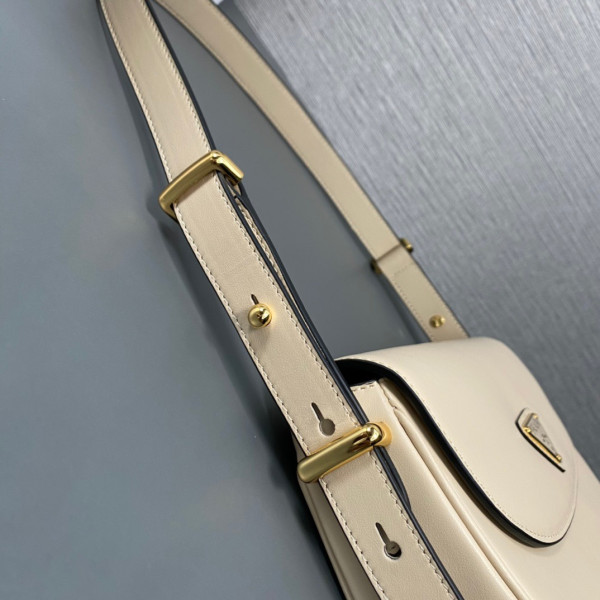 Pra*a moon handbags-22*17*5.5cm