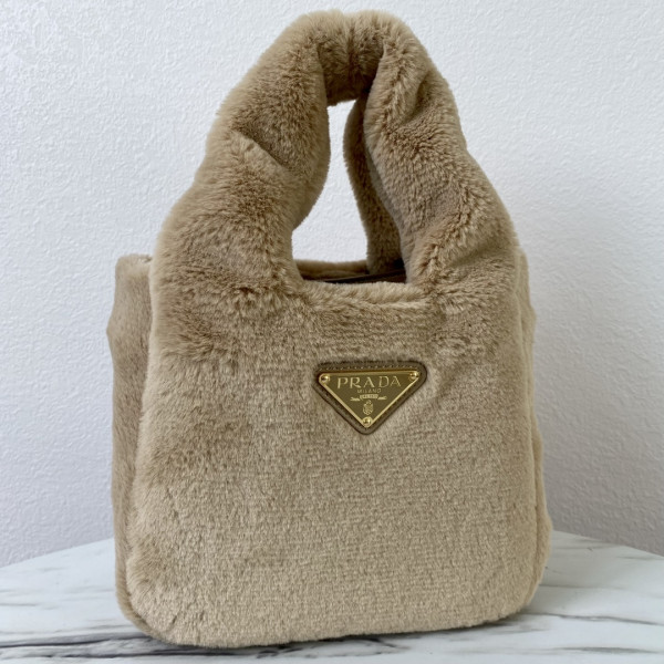 Pra*a woolen bucket bag-18*15.5*10cm