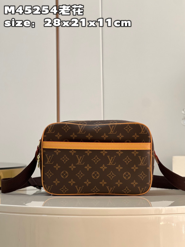l**is V*t*n reporter bag-28*21*11cm