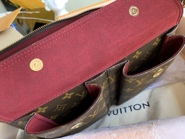 l**is V*t*n vintage bag-32*10*20cm