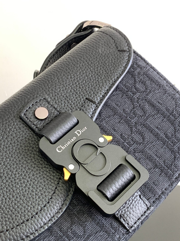 D*or saddle messenger bag-19.5*13*4.3 cm