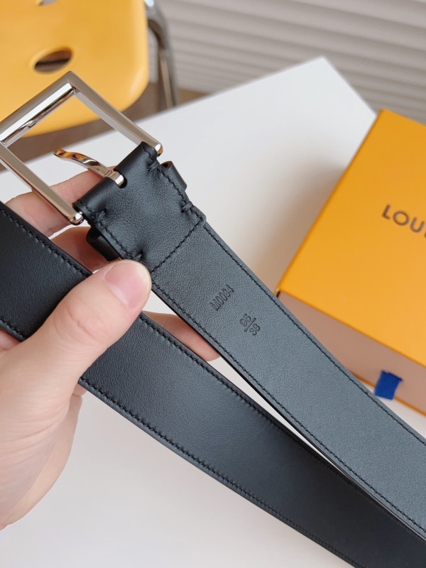 l**is V*t*n belt