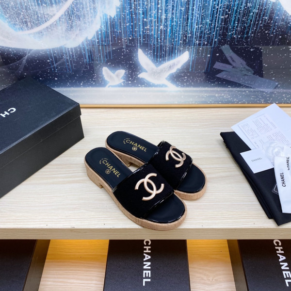 CL SANDALS