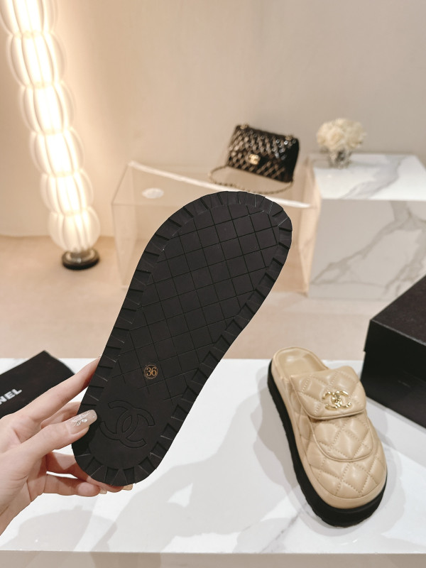 CL SANDAL mules