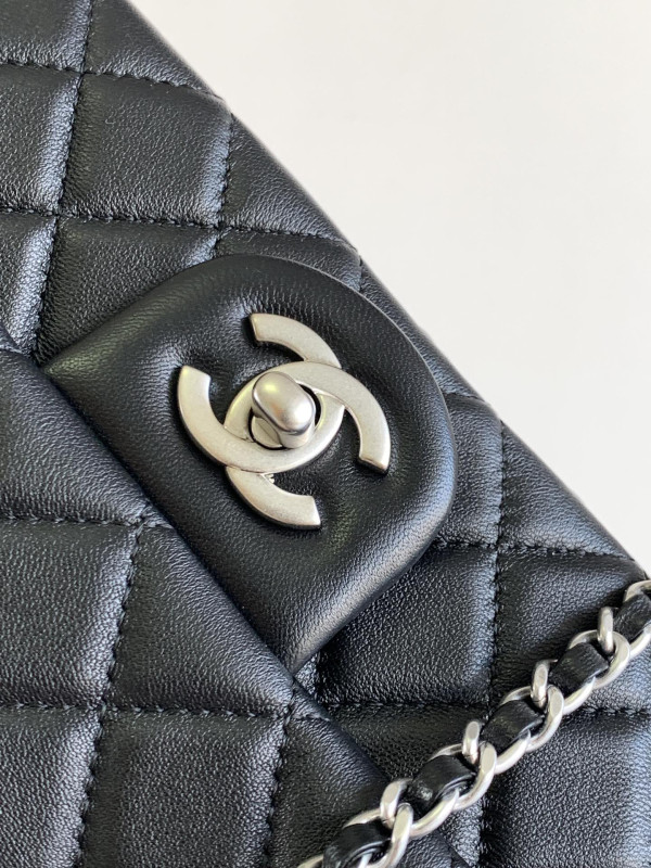 CL FLAP BAG 20CM