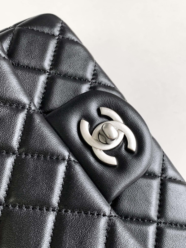 CL FLAP BAG 17CM
