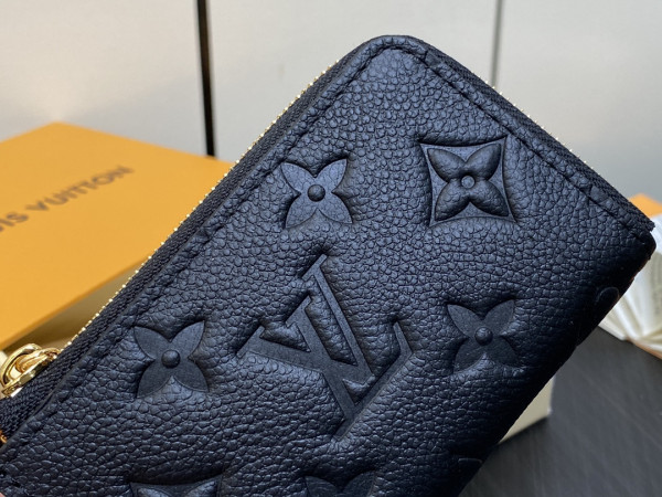 l**is V*t*n noa wallet-11*7*1.5cm
