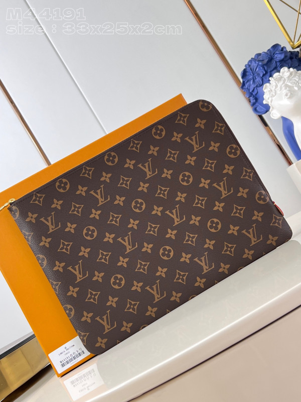 l**is V*t*n pochette jour-35*25*2cm