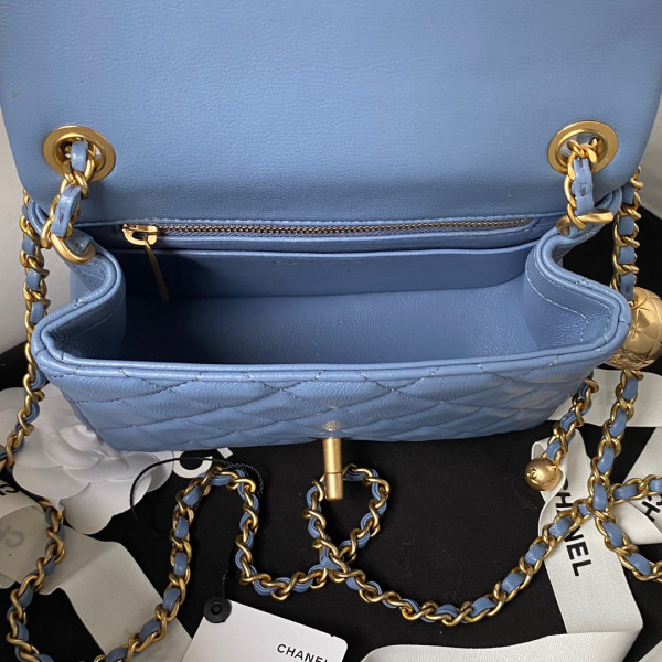 CL FLAP BAG 17CM