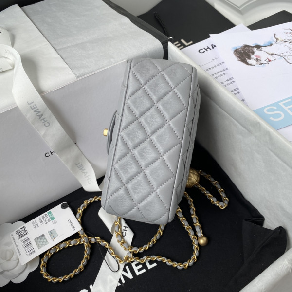 CL FLAP BAG 17CM